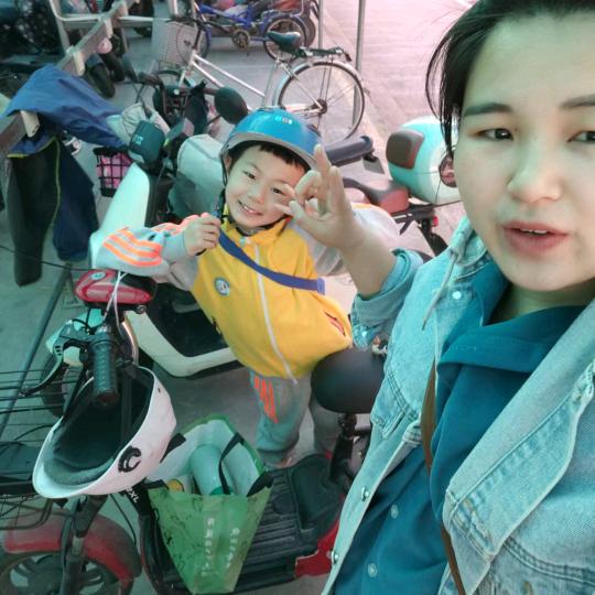 小熊妈妈（带着软肋也披铠甲）