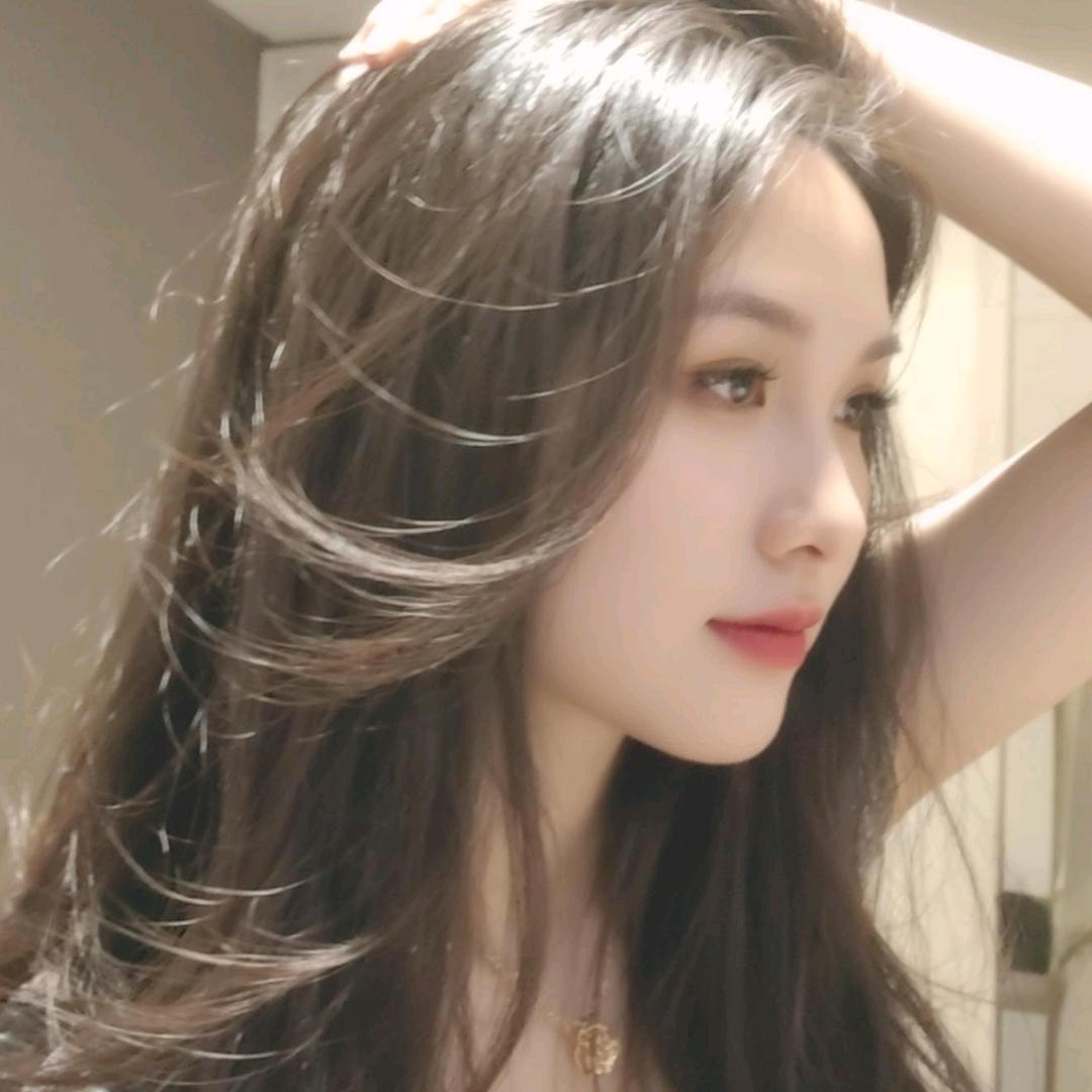 @王一一