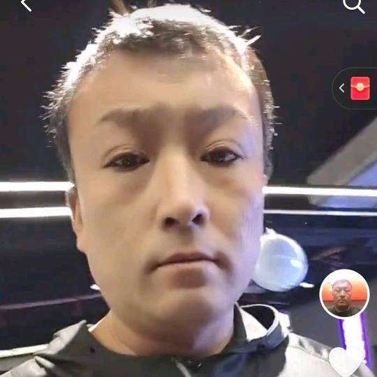 仓库批发烟机灶具