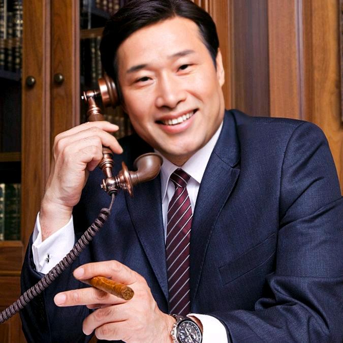 @王伟