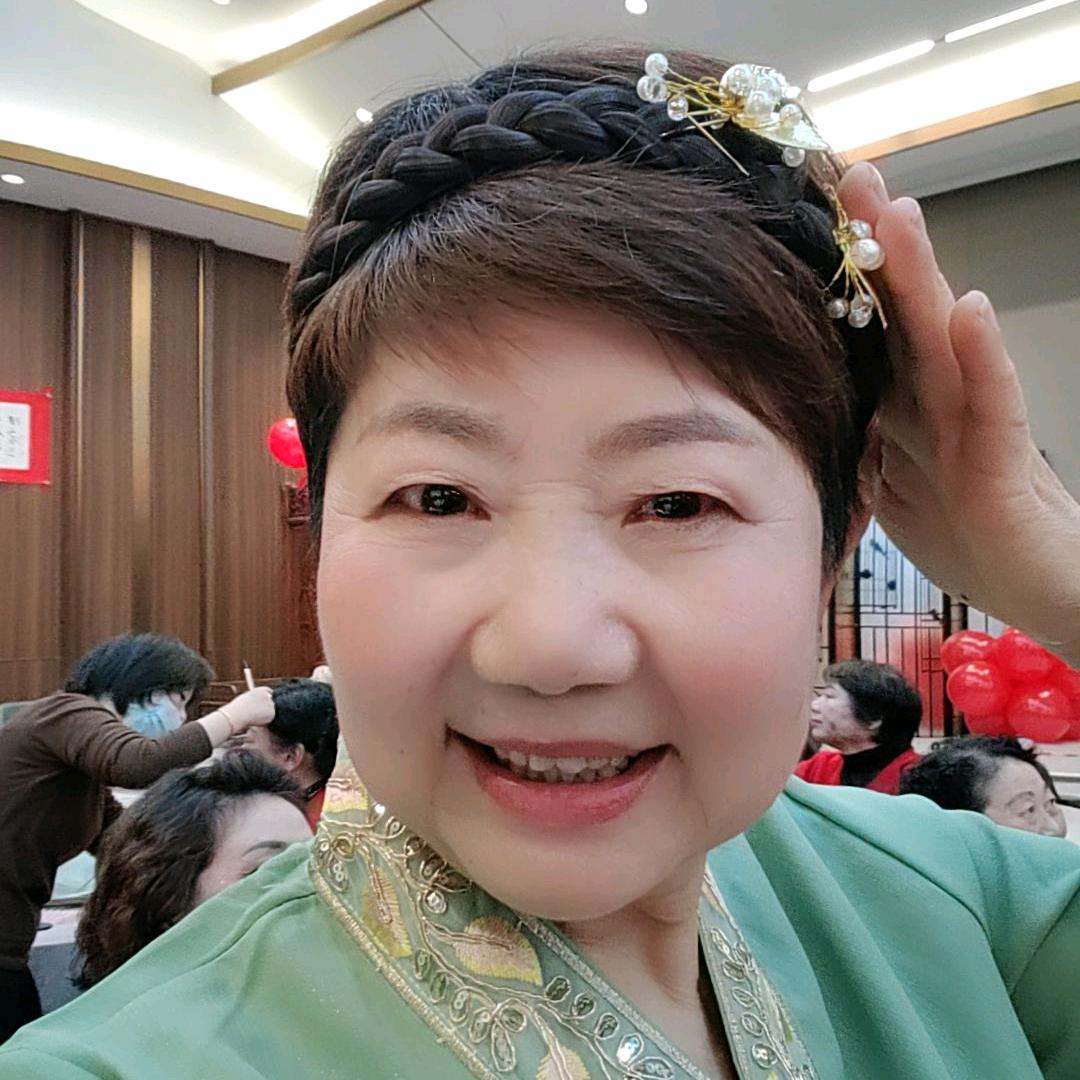 龍行⭐️李献芳