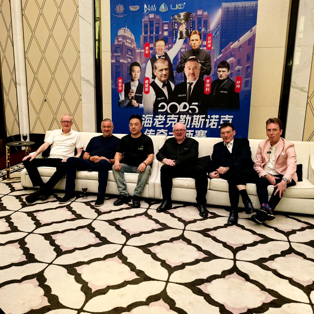 品瑜台球源头工厂/兼品牌代加工