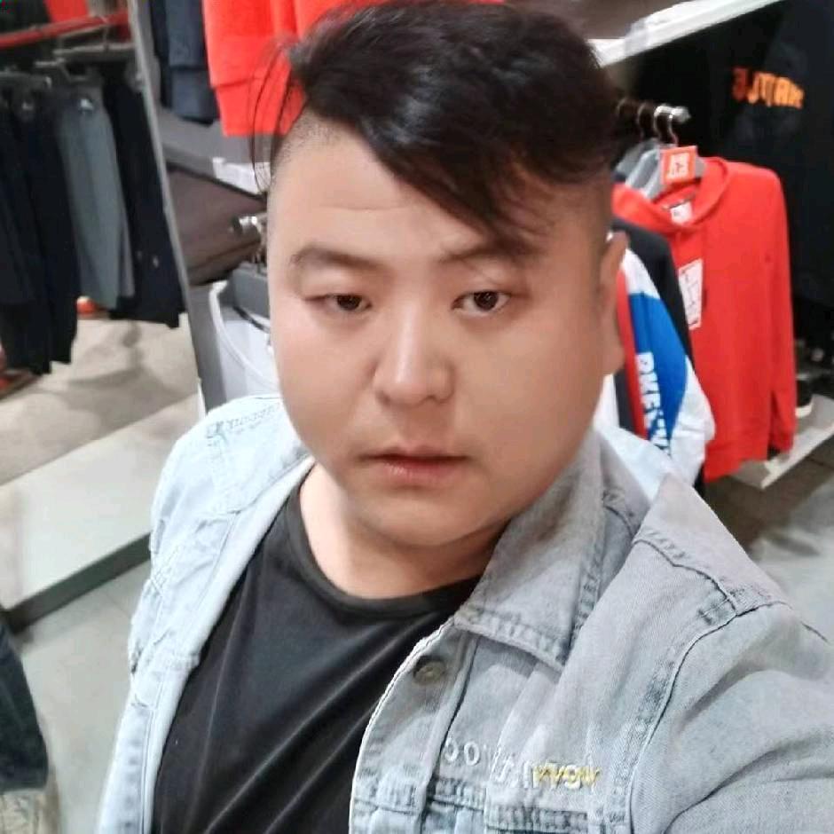 小李开吊车