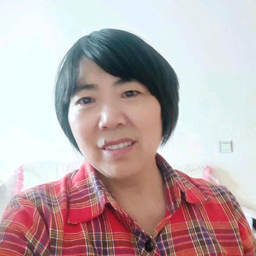 仲从英