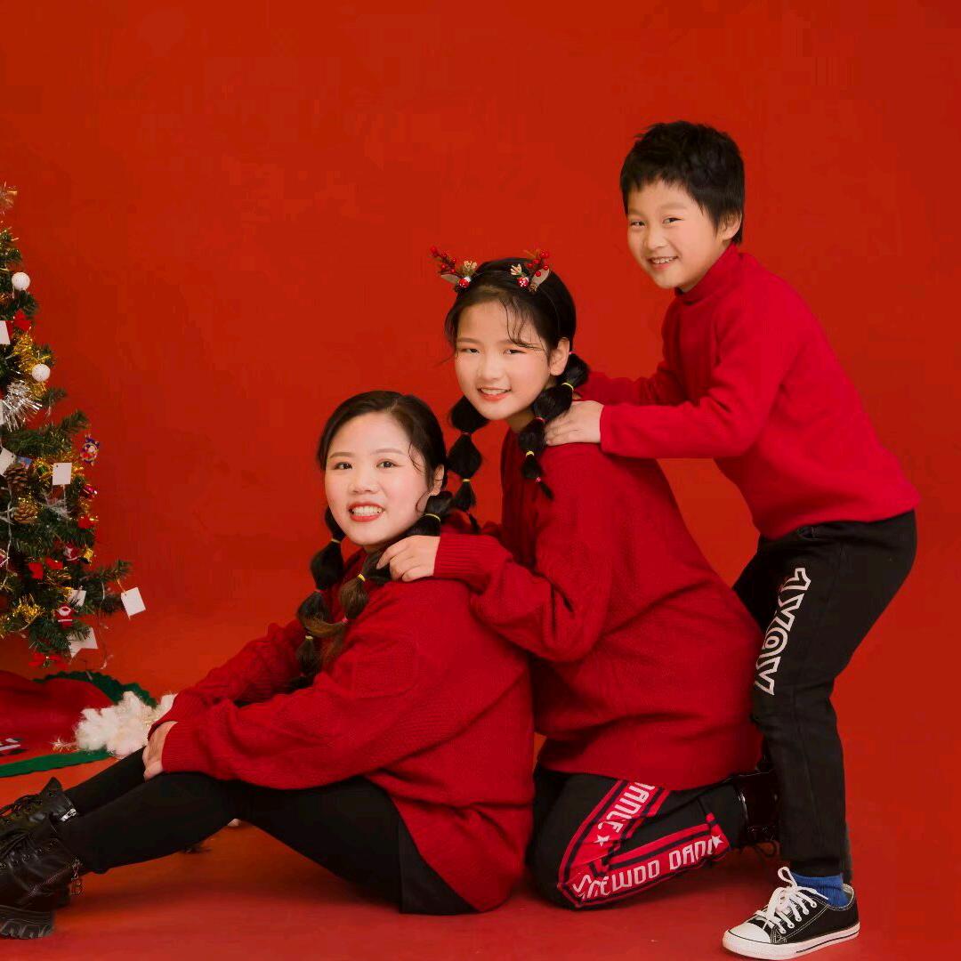 小敏会纹绣的家庭煮妇