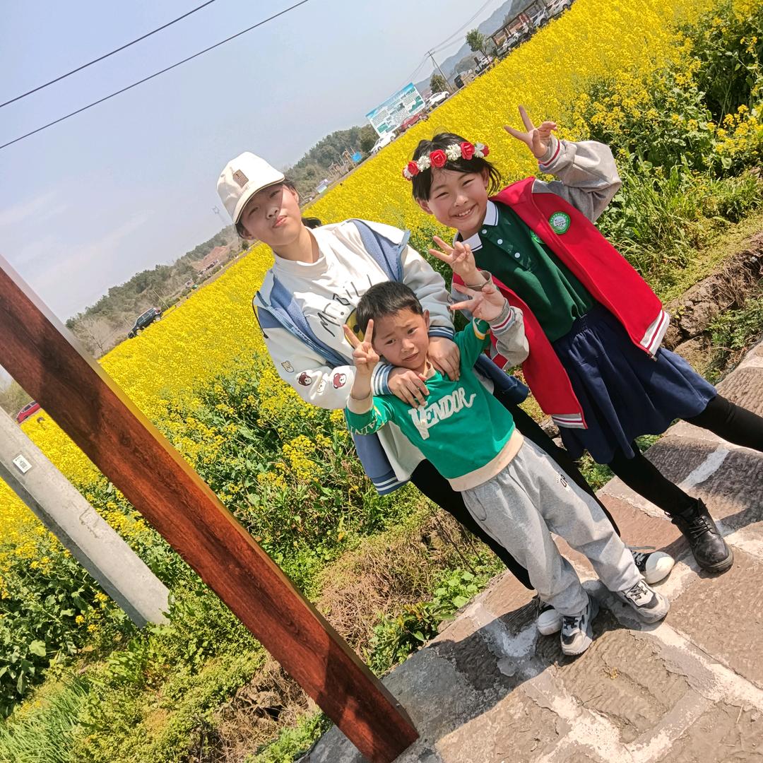 吉祥三宝美芝。