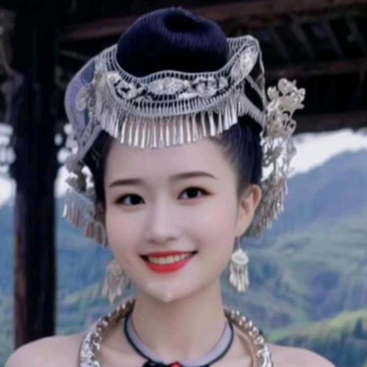 ᥫᩣ 艳彩纷飞 ℘࿐ᩚ