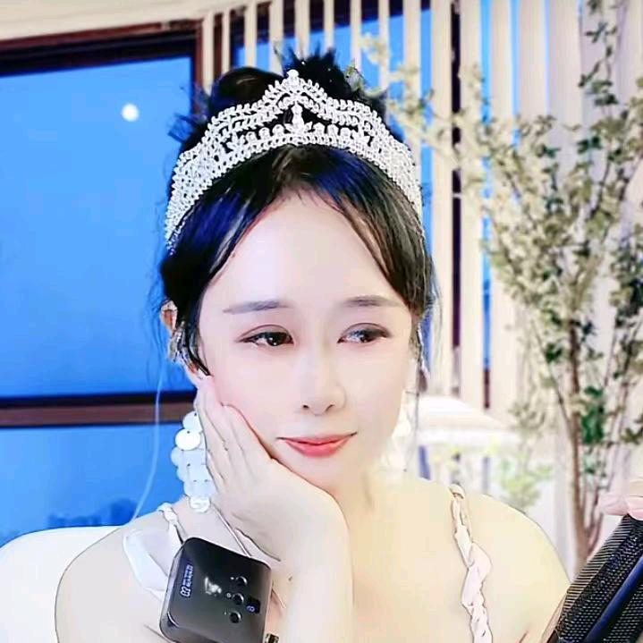 湖南湘西英子， ∴