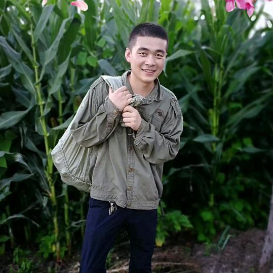 @小猪叔叔
