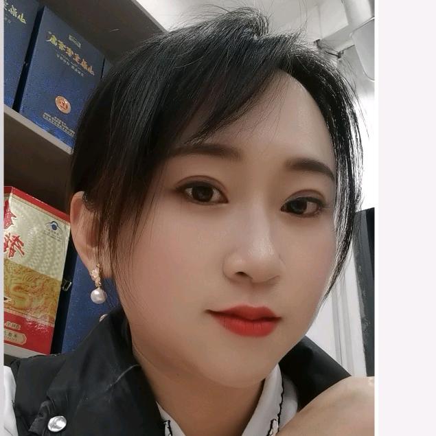 耀四季莹八方