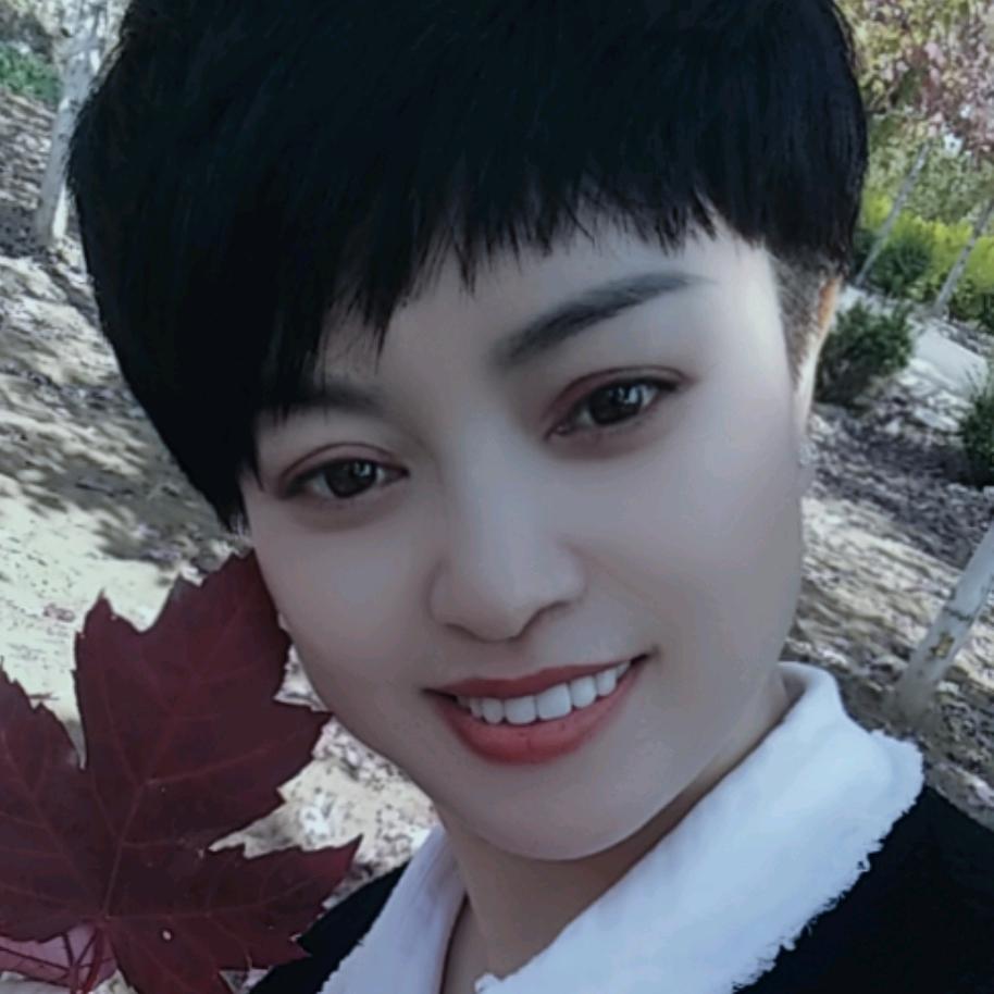 泉美美容美甲美睫纹绣美体化妆