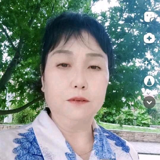 英姐(晚上8：10开播)