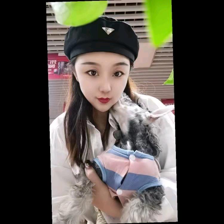 姑娘叫 👉小芳 👈
