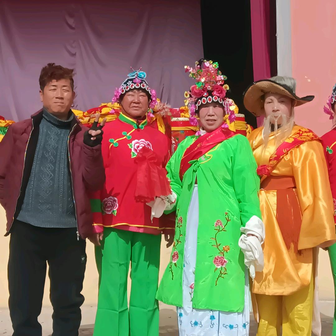 颜成鲁
