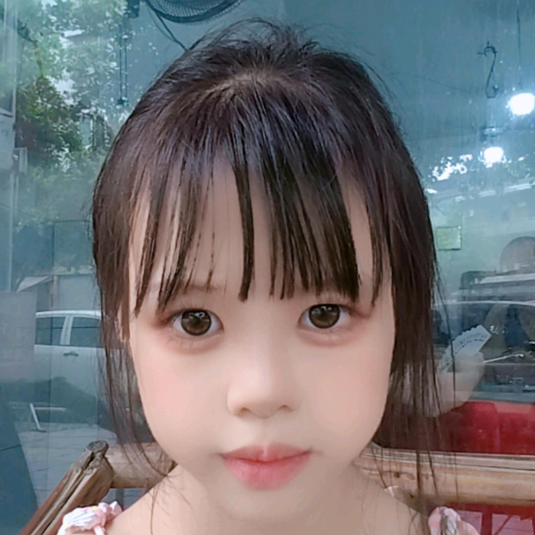 爱吃千层蛋糕。