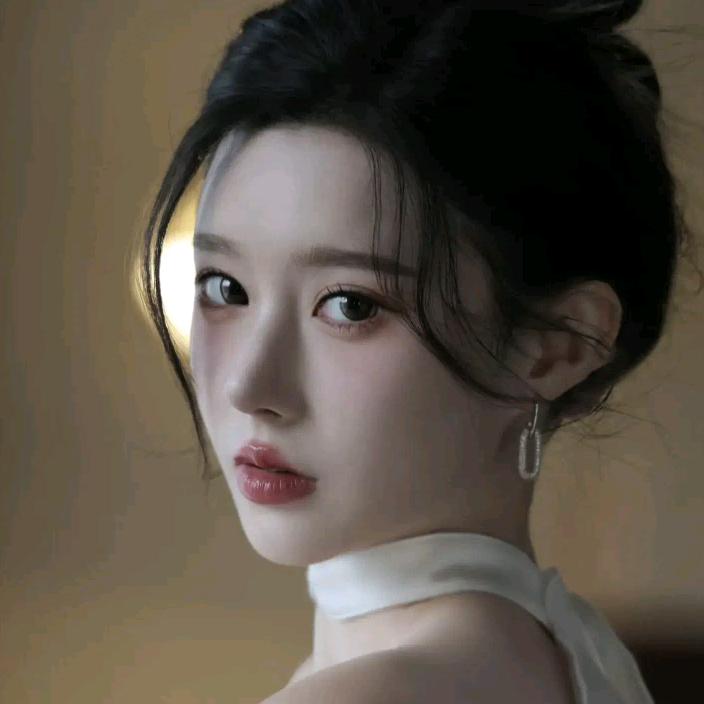 艾丹妮服饰