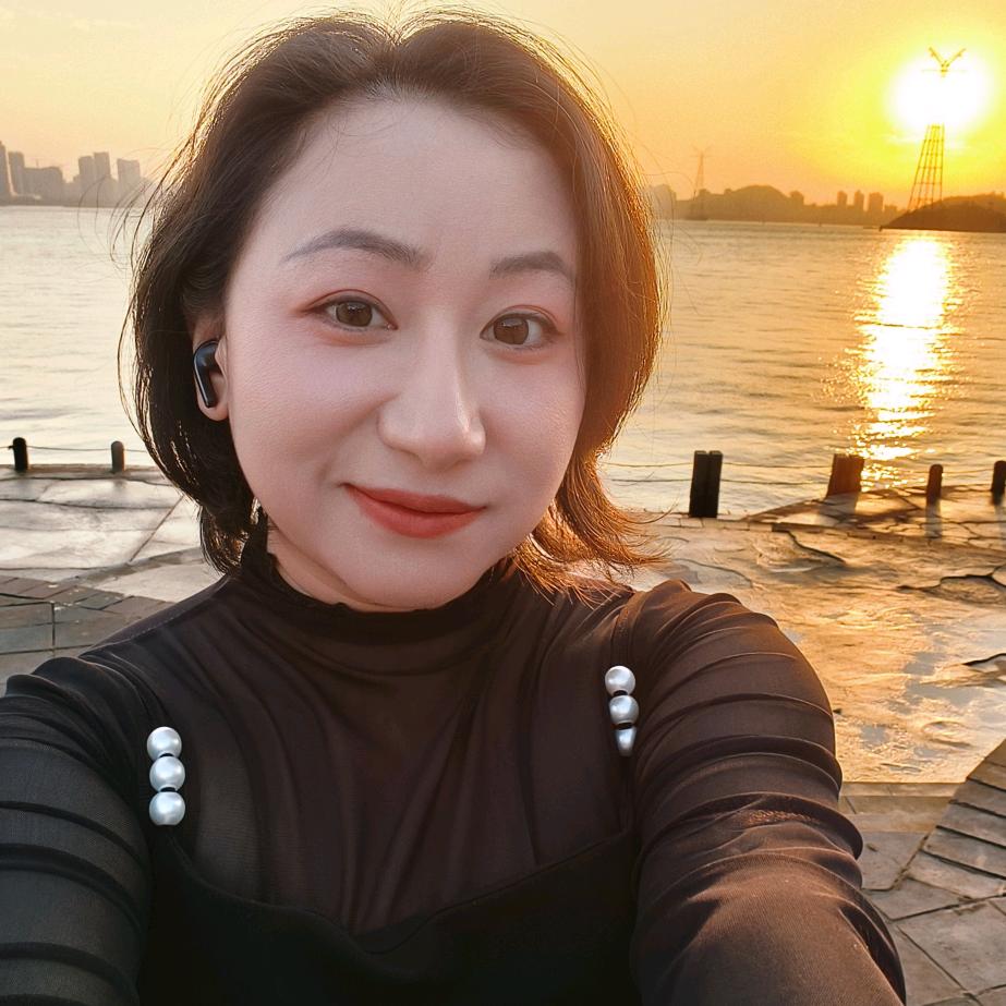 九月初的海猫女士