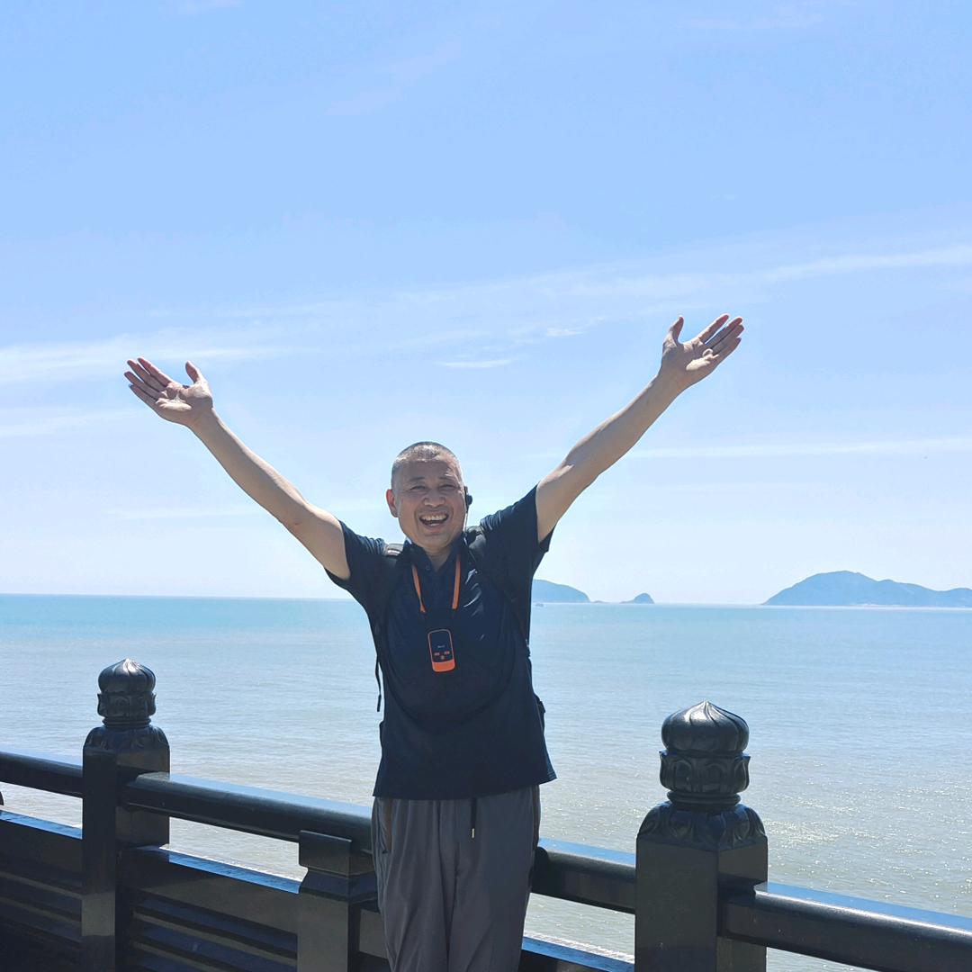 南通卖窗帘的老汤哥摩力克(朗里国际)