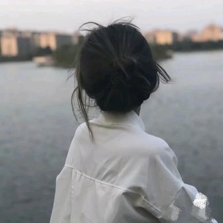 佳佳