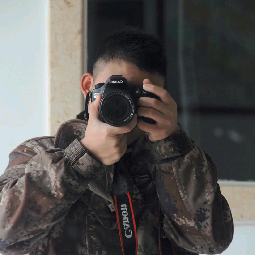 小李爱吃螺蛳粉