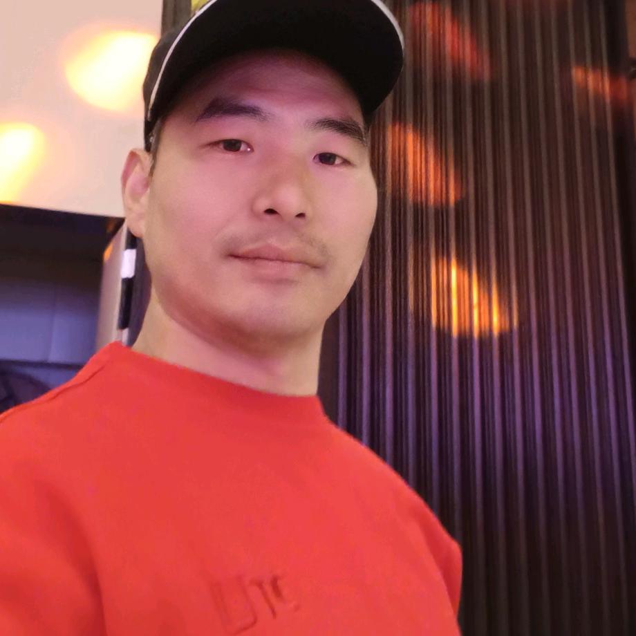 光头瓦工