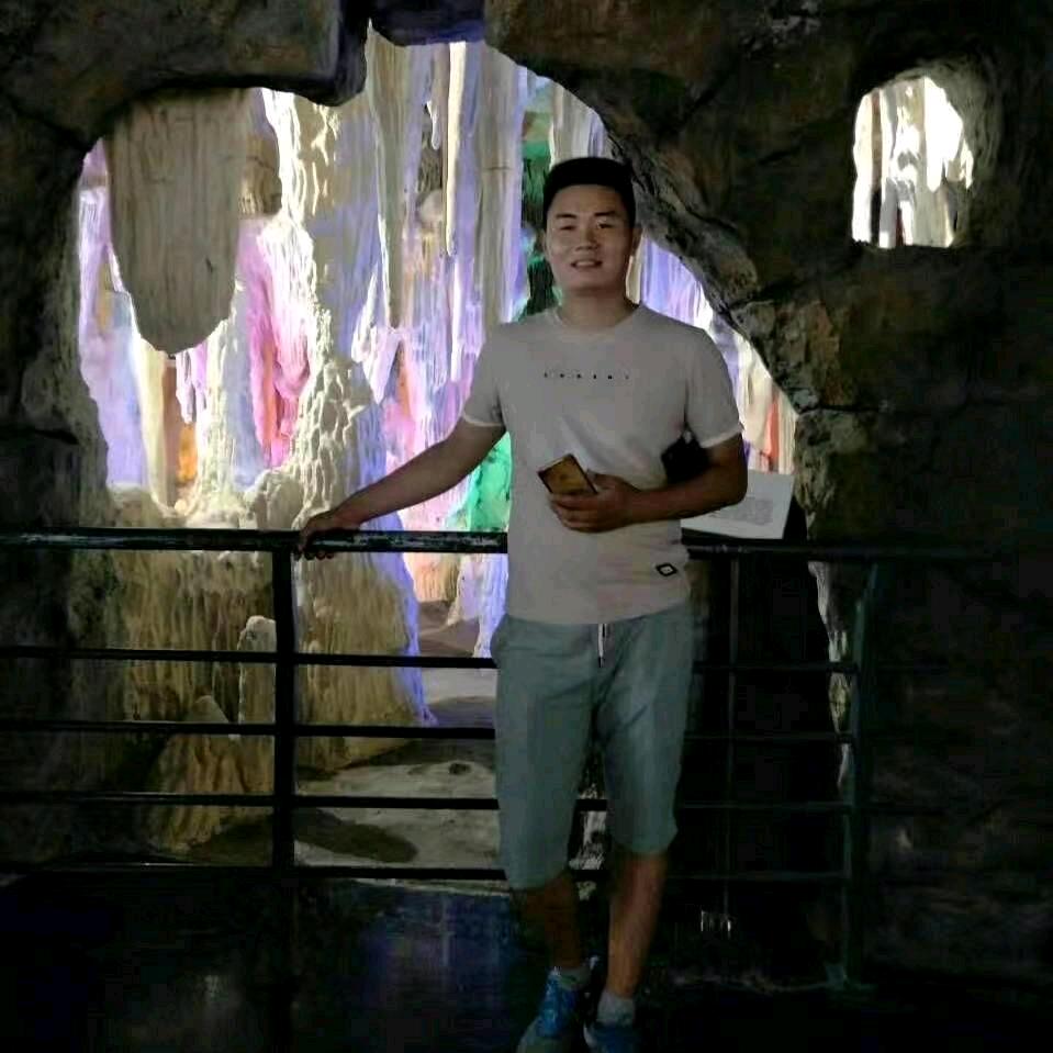 谷文海斗鸡