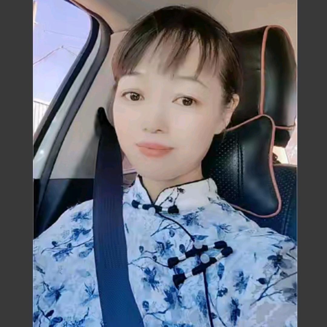 挖友挖掘机修配经营部   黄金华