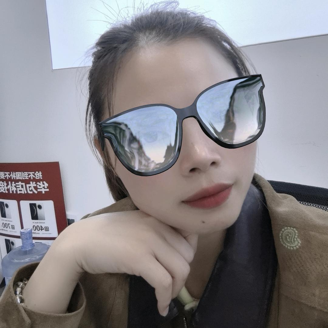 网络师的～羽毛⚖️⚖️