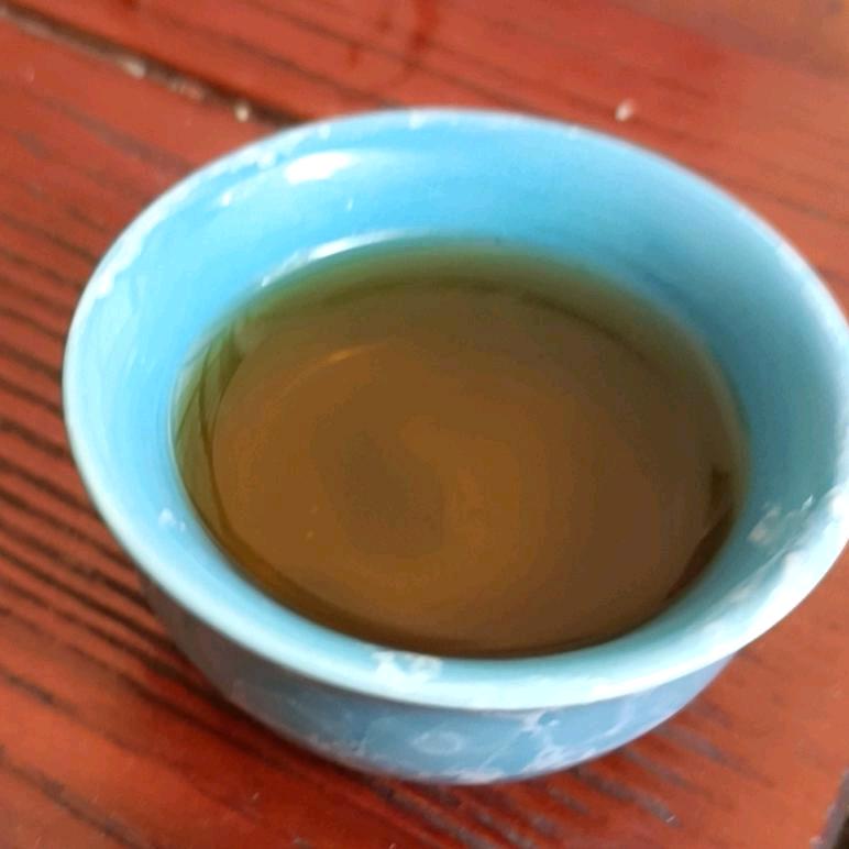 杯中烈酒…敬余生