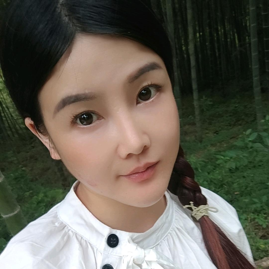 何琴