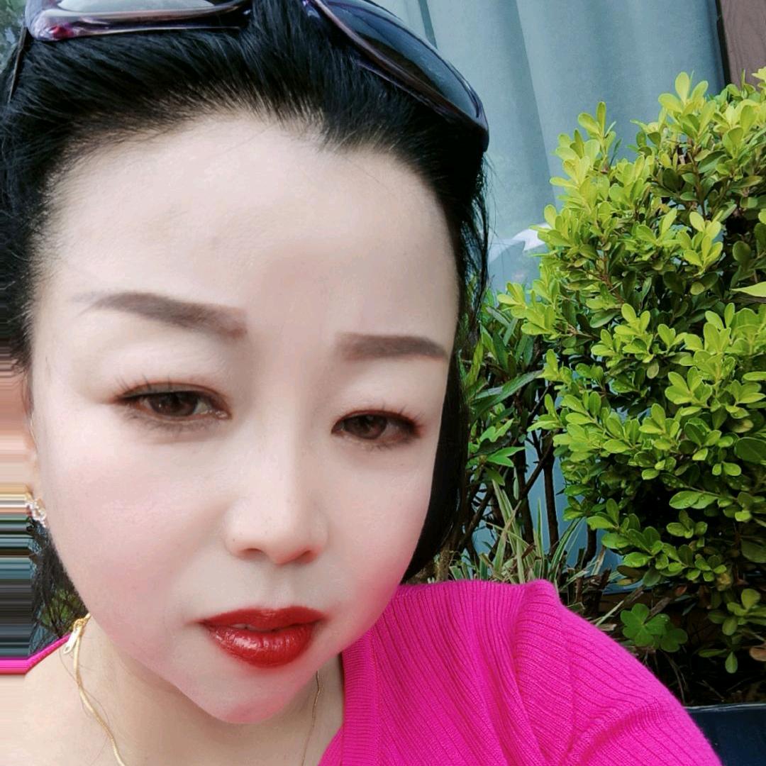 锁骨的草莓印