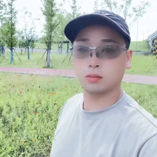 小王