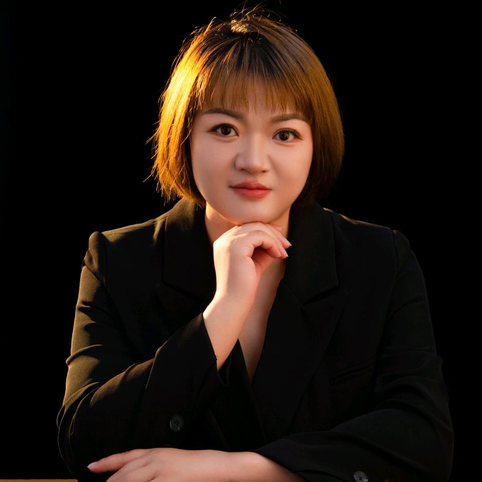 小熊美甲美睫