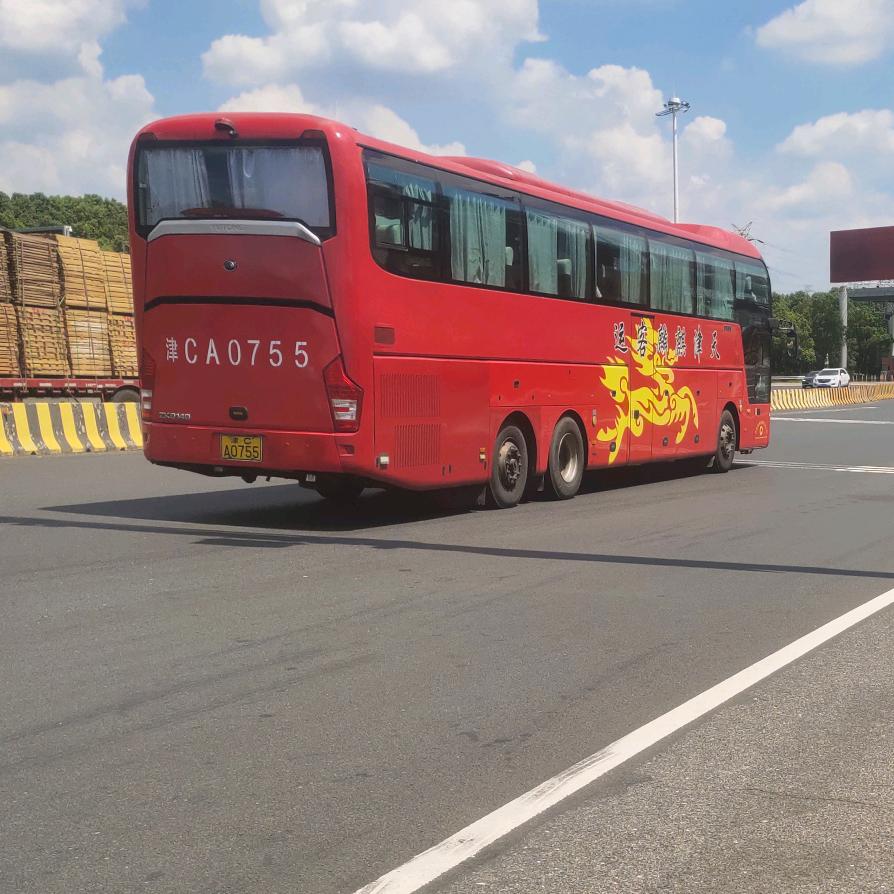 56座~69座旅游大巴