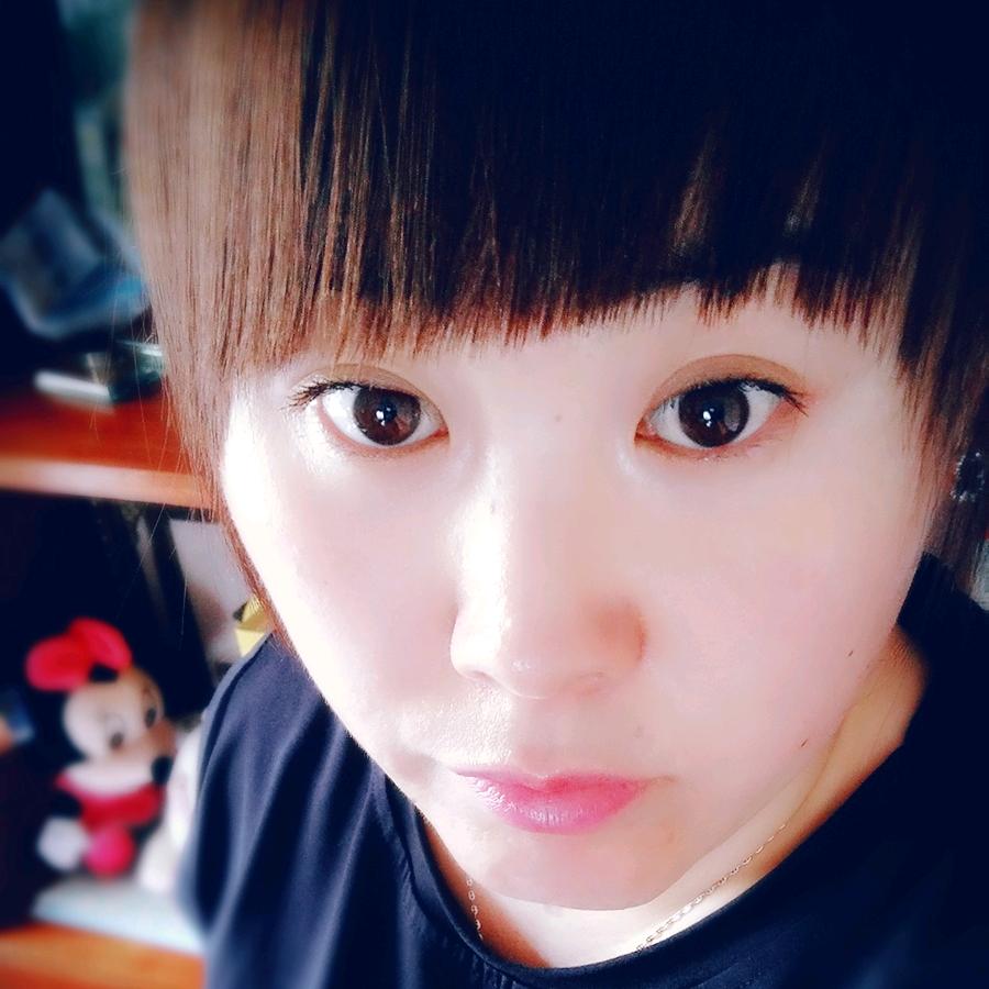✿  ♛ ﹏゛Agoni 」、