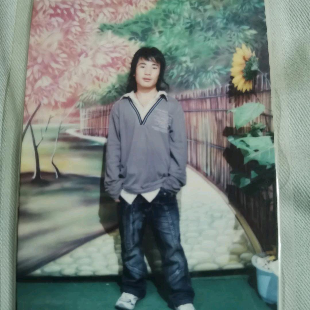 小辉辉，豝愛注销，为钱而奔跑