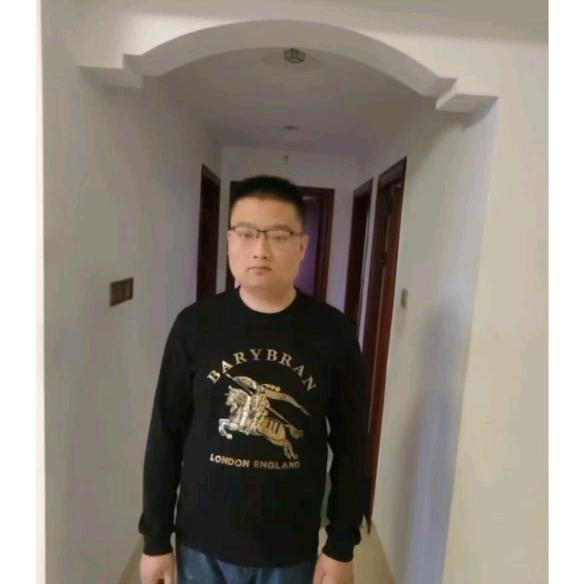 陈炜平