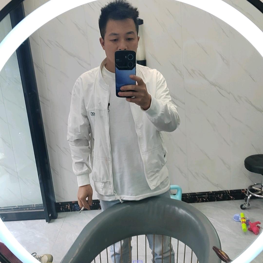 @不认命没靠山的（小老二）