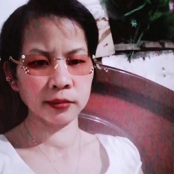 用户5573295594813韦忆群