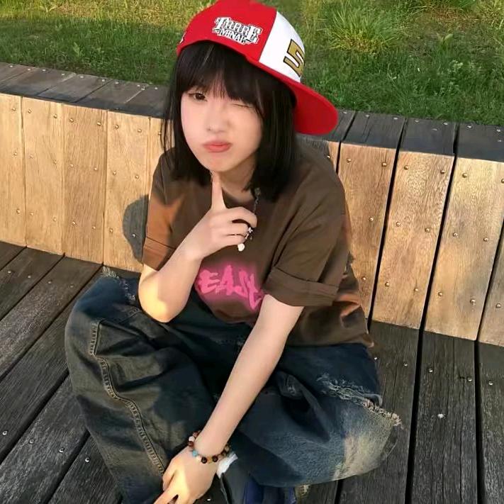 皮皮.