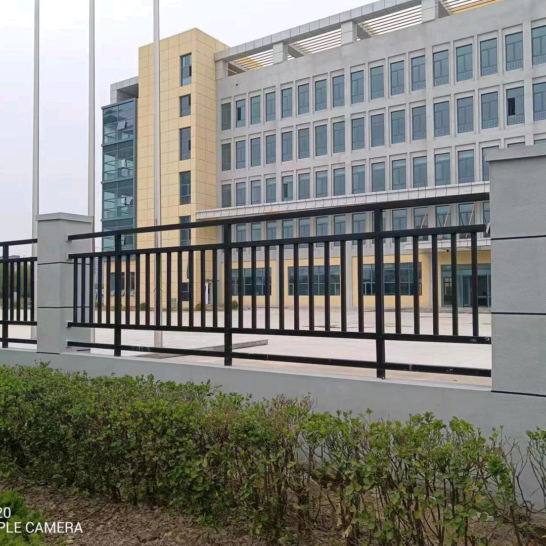 外墙护栏河北美卓厂家