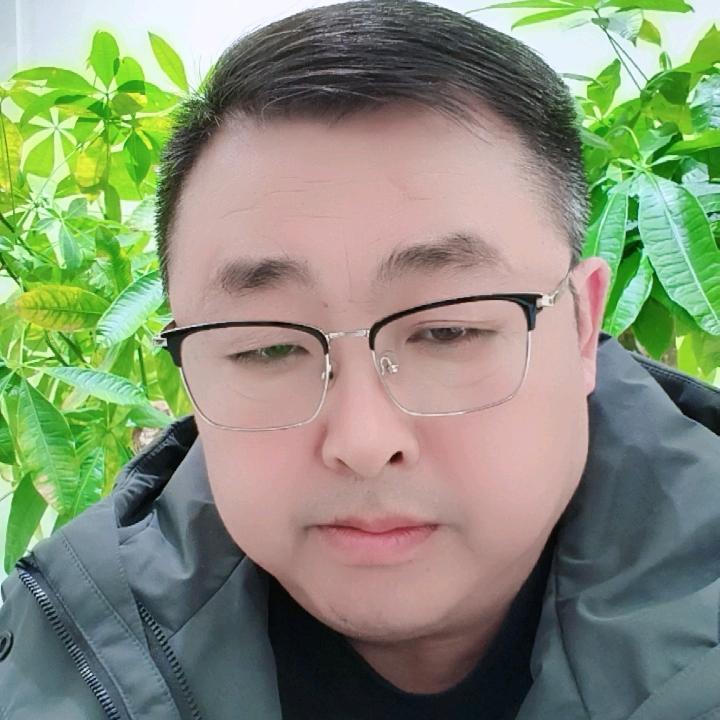 重庆美帆装饰工程有限公司荣哥