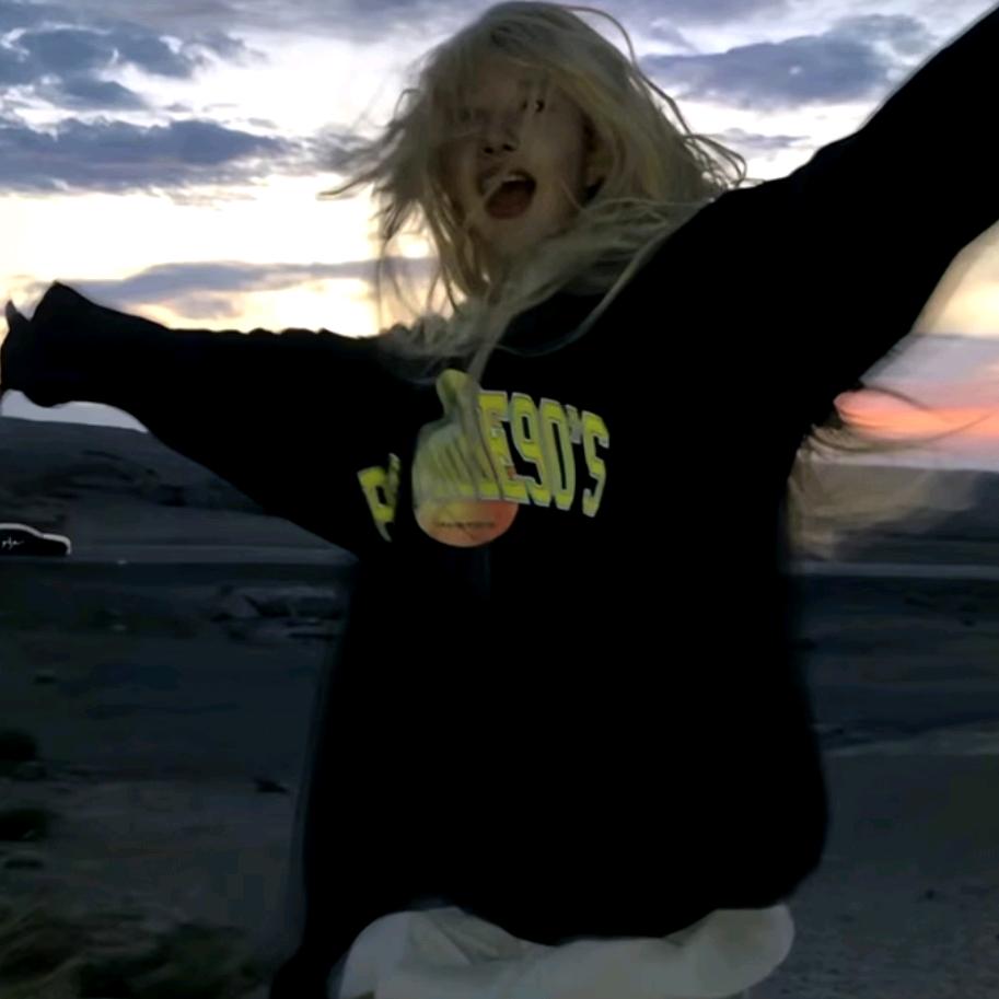 🌈薄荷撞可乐🌈