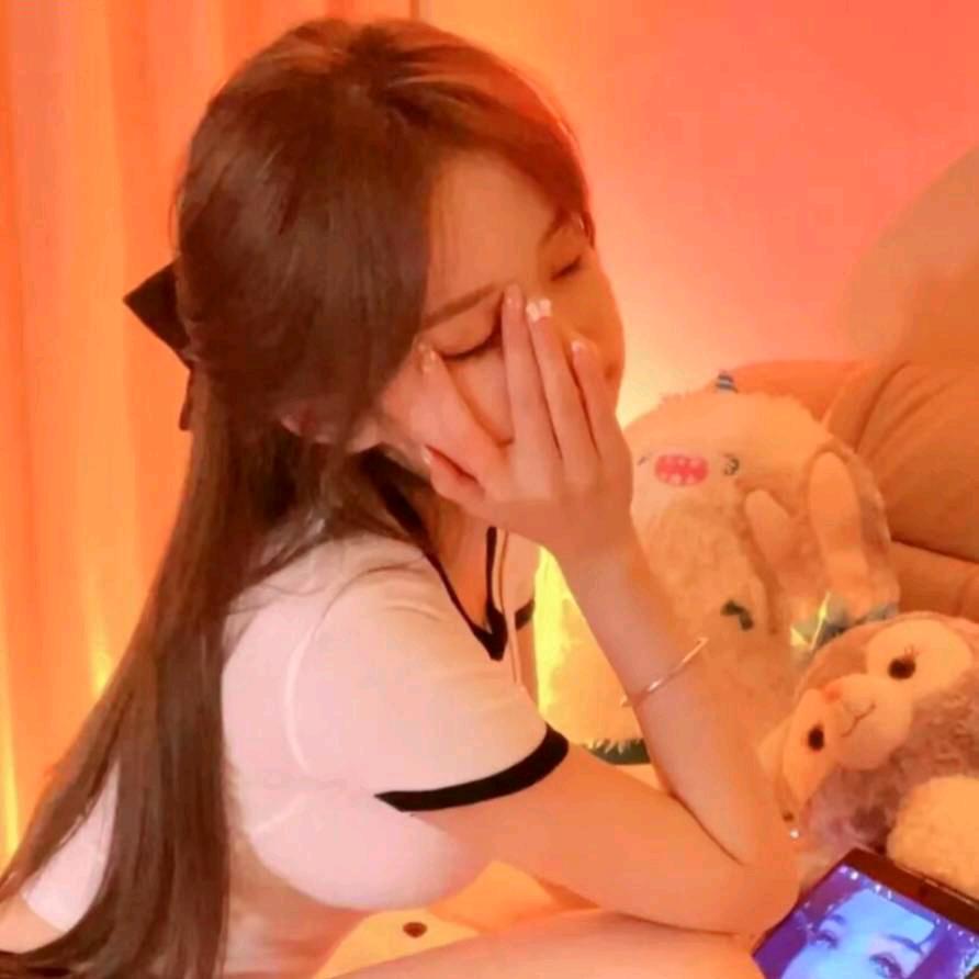 ঞৣঁ🥀 余生随心ঞৣ🥀