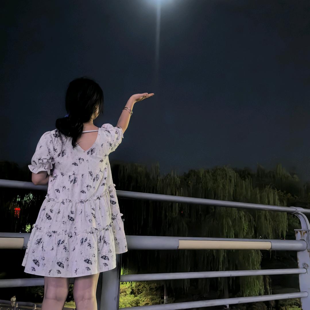 吖吖个呸儿