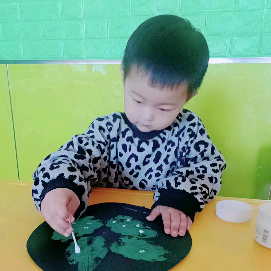 落叶知秋