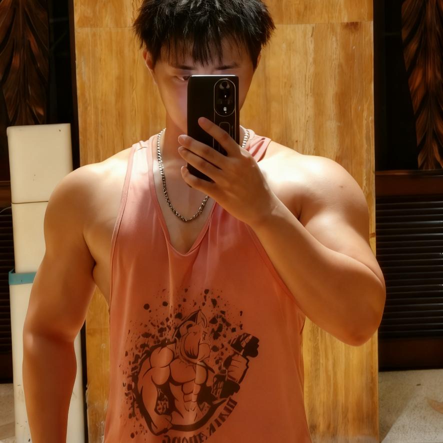 享瘦健身健身教练小田