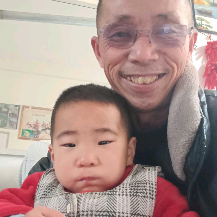 爱抖的老顽童天天开心快乐