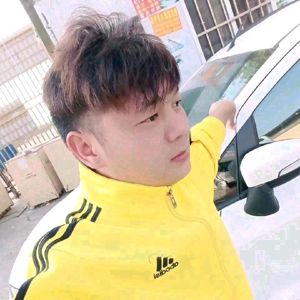 阿 👇🏽 凯