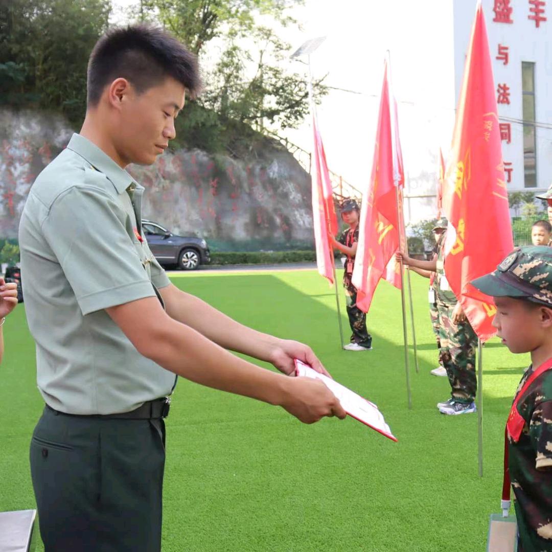 安康战狼特训营 張教官